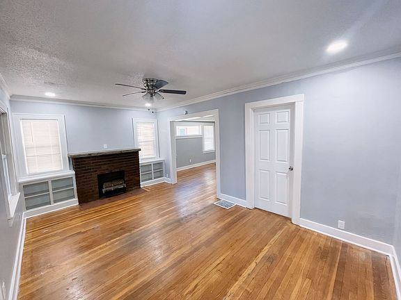 3rd image of 5817 Highland Ave