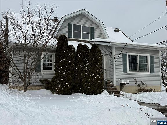 2nd image of 313 Rea Ave #1