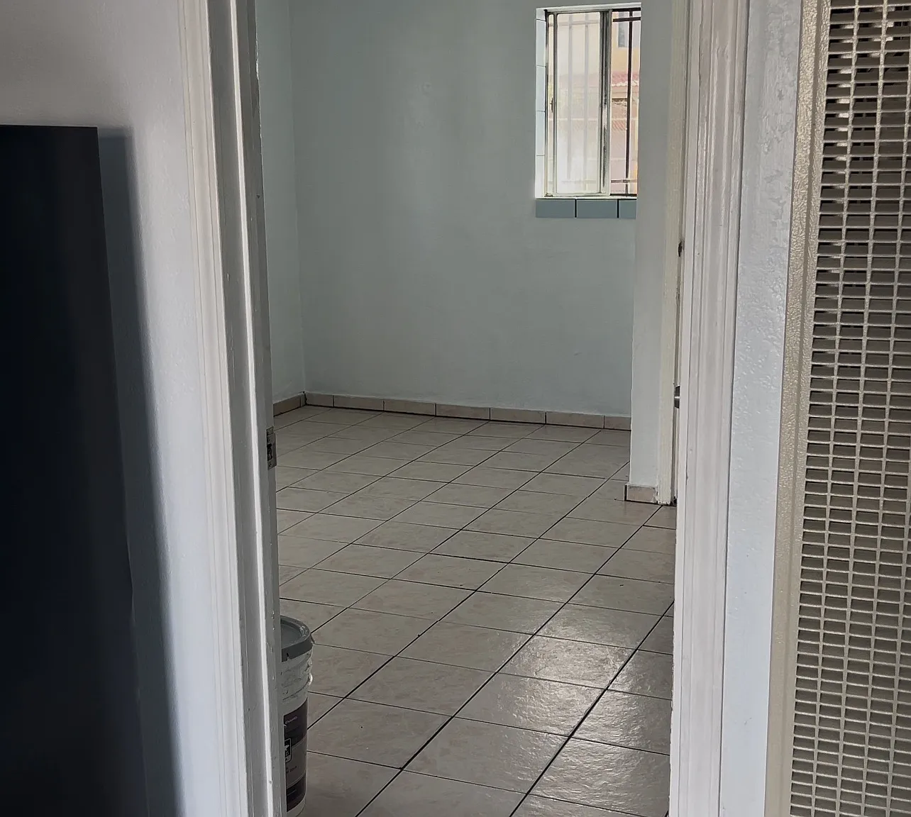 5542 Gage Ave — Photo 4