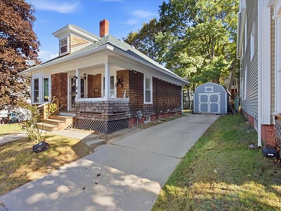 3rd image of 6 Harris Street