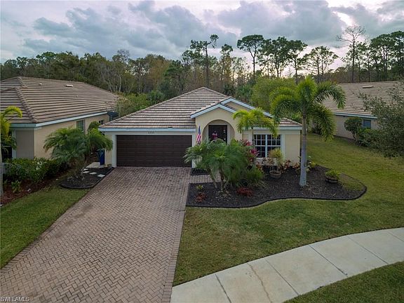 2nd image of 3255 Aralia Ct