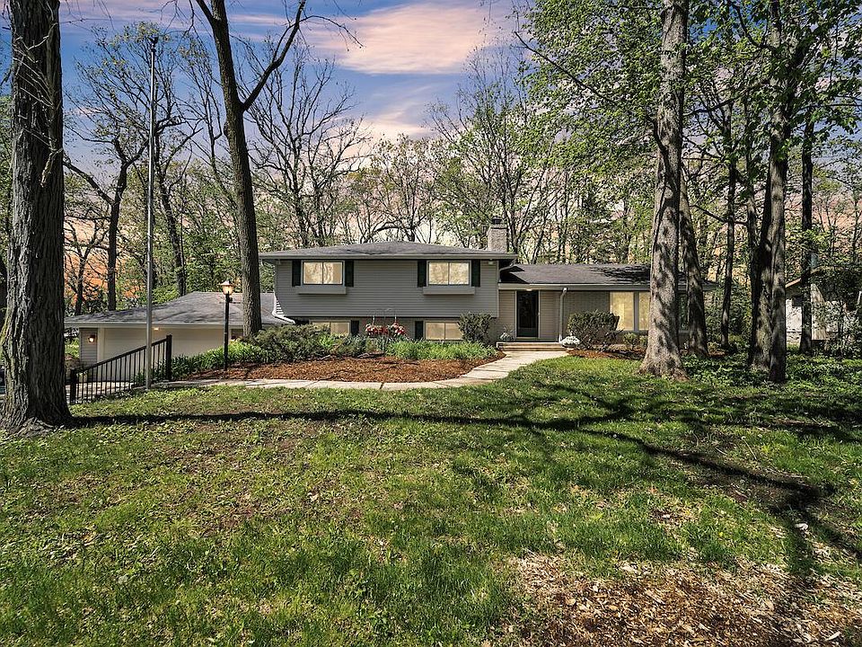 1st image of 3445 Hollywood LANE