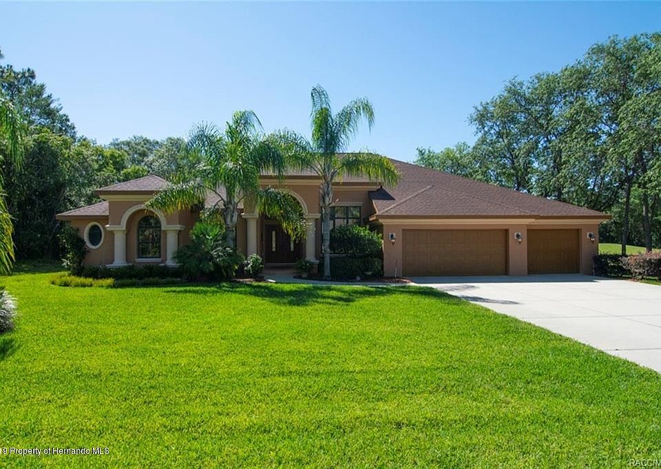 1st image of 96 Woodfield Cir