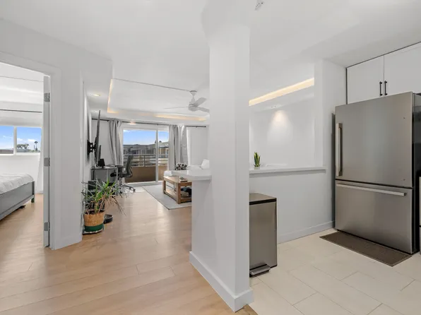 1645 Emerald St APT 2Q, San Diego, CA 92109