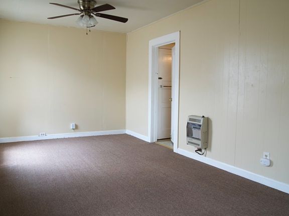 2nd image of 105 Mount Vernon Ct APT 3