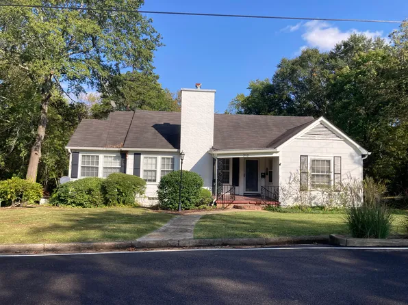 212 N Nash St, Starkville, MS 39759