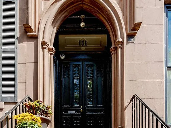 151 Avenue B, New York, NY 10009