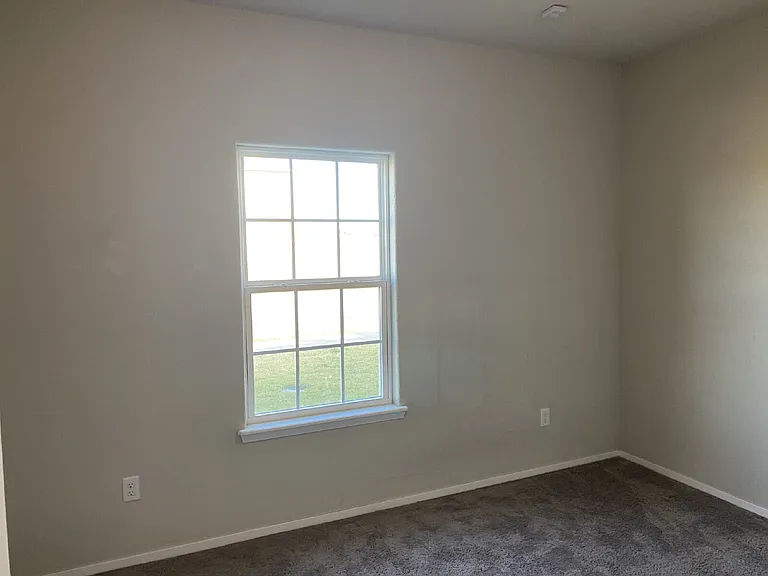 6611 Warrington Rd — Photo 13