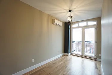Rented by Rennit Inc.