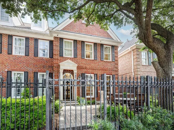 5124 Chevy Chase Dr, Houston, TX 77056