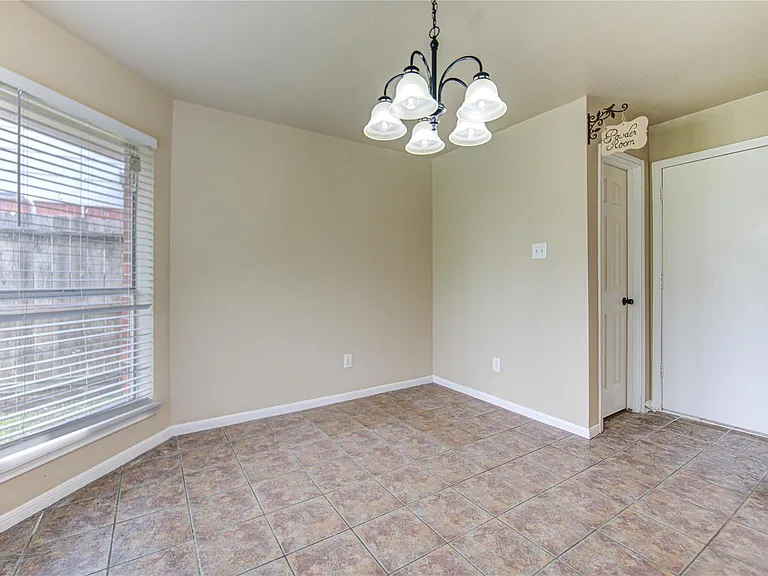 138 W New Meadows Dr — Photo 23