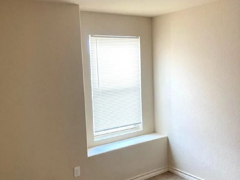7030 Lakeview Dr — Photo 7