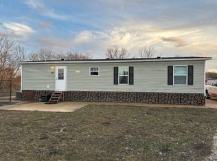 374 Spring Town Rd, Van Alstyne, TX 75495