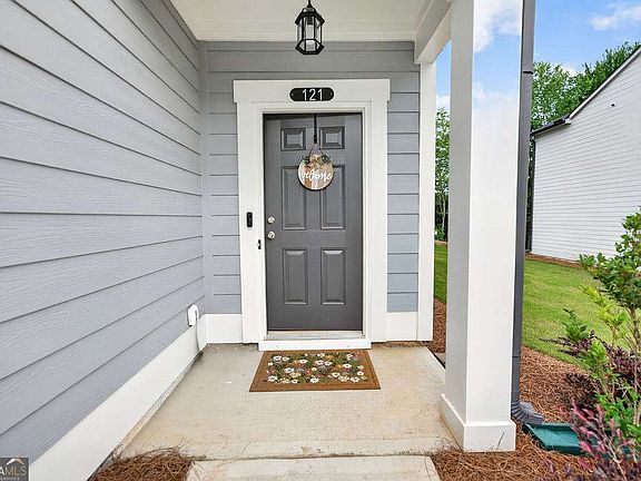 4th image of 121 Mill Pond Ln