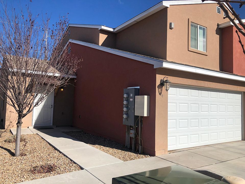 Excellent northeast heights location
