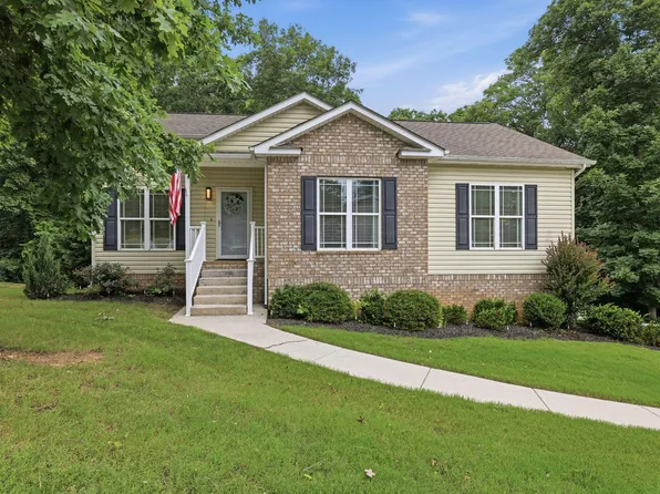 7402 Tiercel Dr, Ooltewah, TN 37363