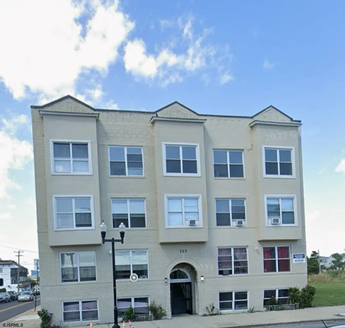Building Photo - 212 Atlantic Ave #B5
