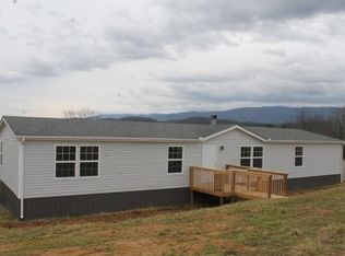 385 Birds Bridge Rd, Greeneville, TN 37743