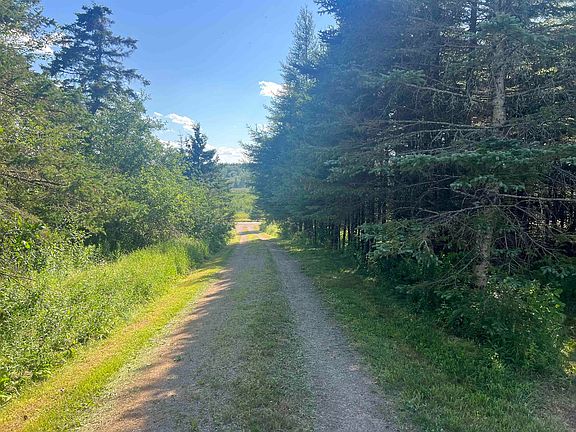 3rd image of 1813 Highway 2