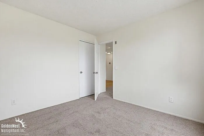 4219 Illinois St #7 — Photo 15
