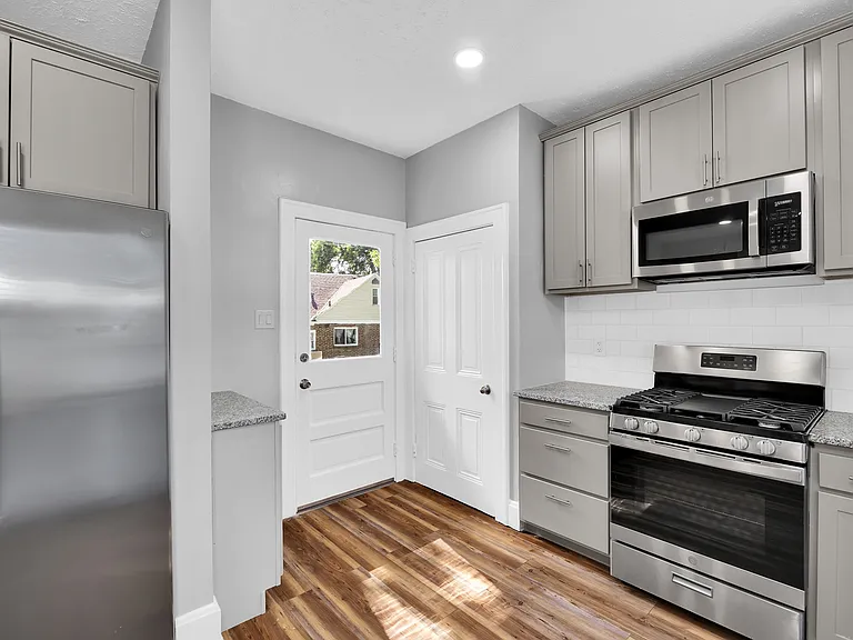 5618 Whitney Pl #1 — Photo 21