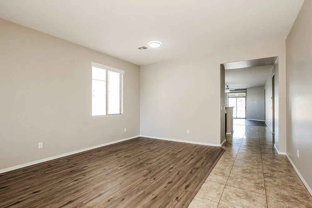 4 bed, 2.0 bath, 1915 sqft, $2,900 — Photo 4