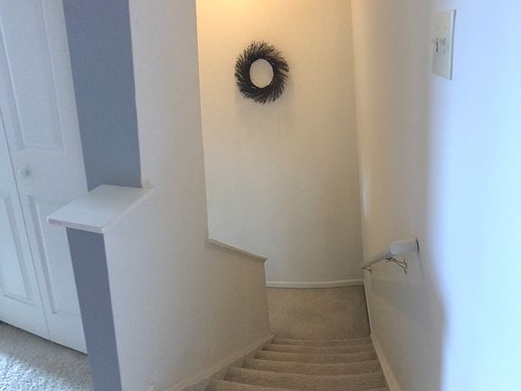 Staircase with landing