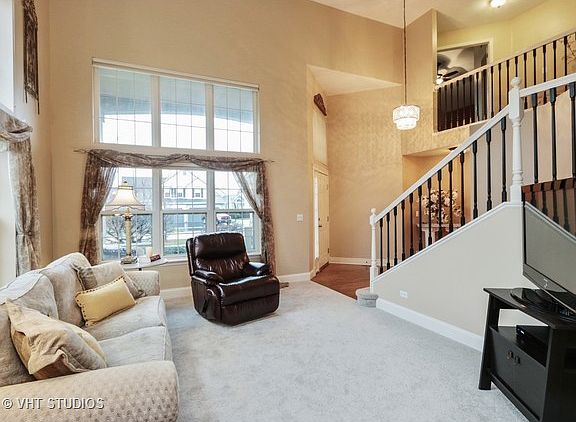 3rd image of 304 Gatewood Ln