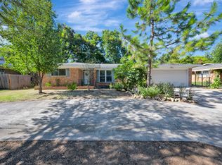 7004 Meadowbrook Dr, Fort Worth, TX 76112