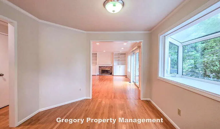 16316 NE 46th Ct — Photo 18