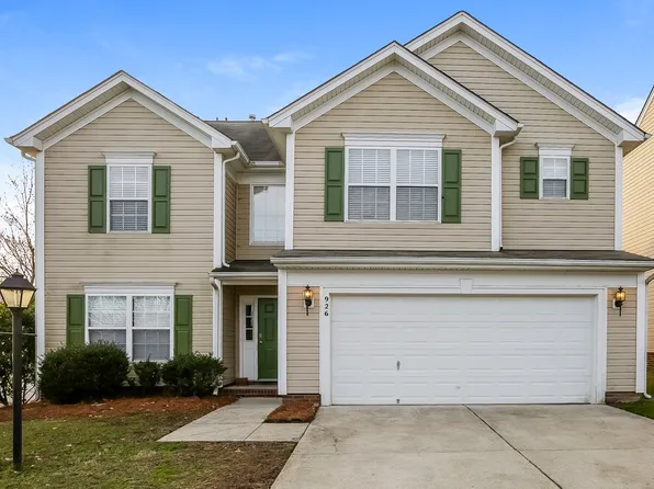 926 Marthas View Dr, Huntersville, NC 28078
