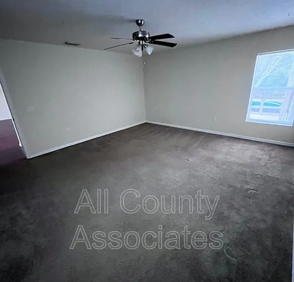 3707 Dothan Ave — Photo 5