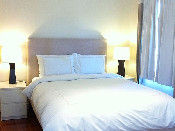 5th image of 725 7th St APT 15