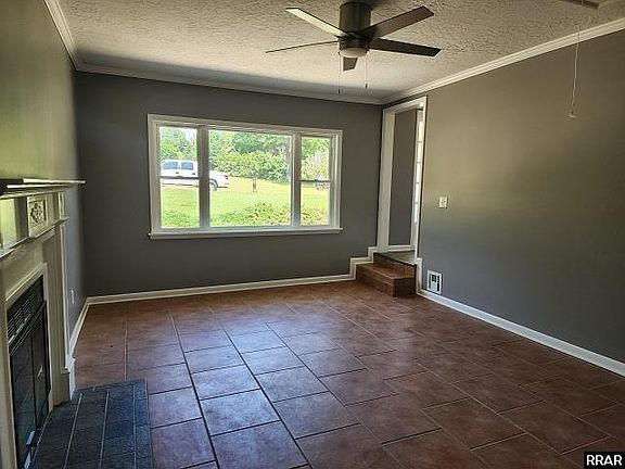 5th image of 1431 Little John Dr