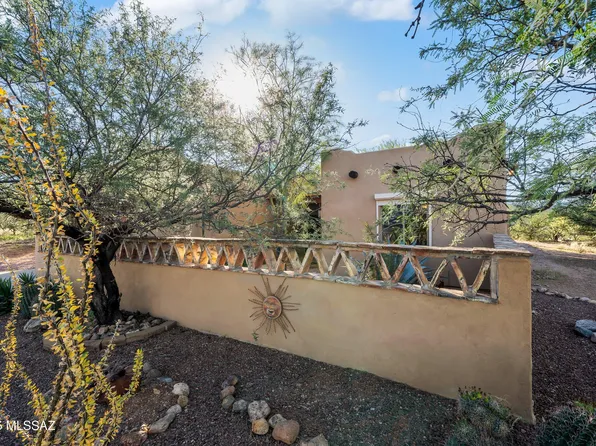 23 Calle Dinamarca, Rio Rico, AZ 85648