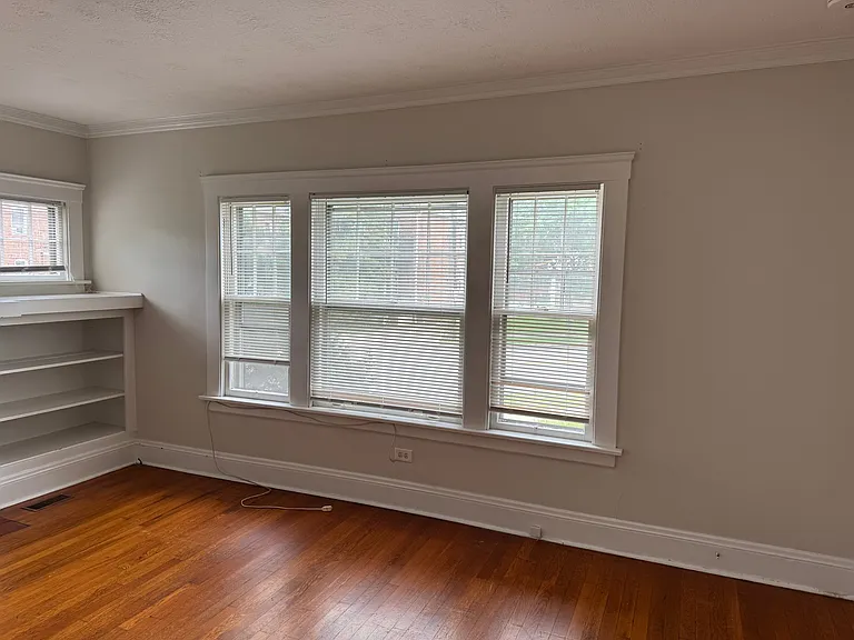 Living room/front room
