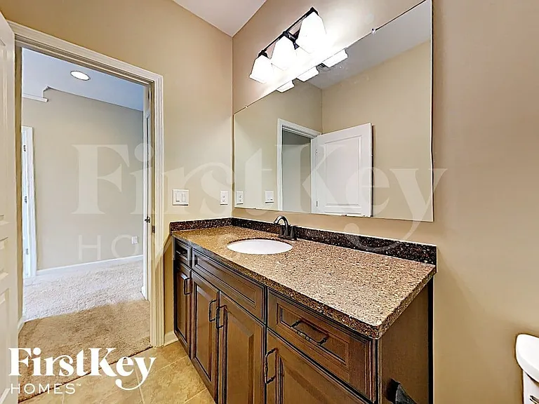 7719 Watson Cir — Photo 13