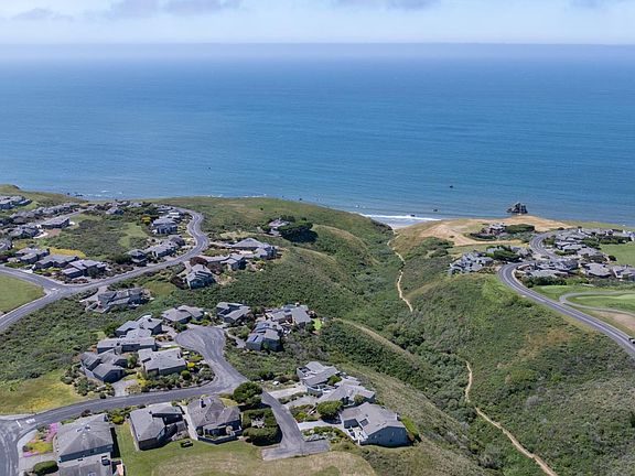 5th image of 780 Kittiwake Court
