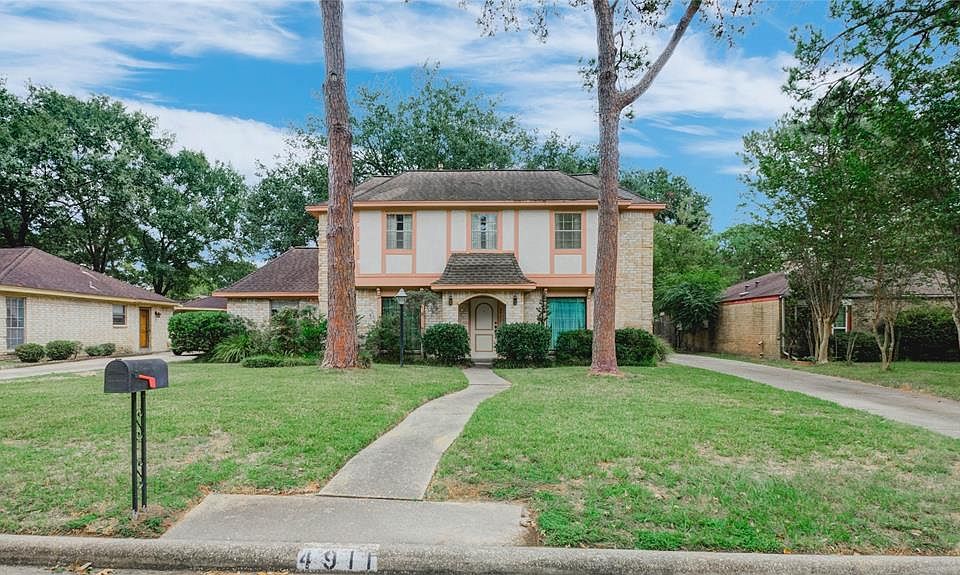 1st image of 4911 Spanish Oak Dr