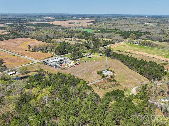 4th image of 7301 Wolf Pond Rd