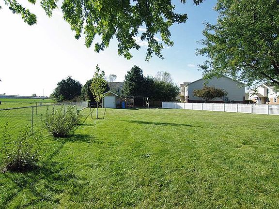 5th image of 52 La Crosse Dr
