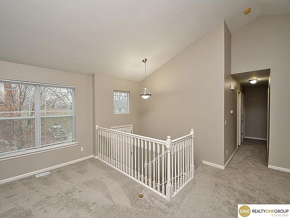 4th image of 11002 Girard St