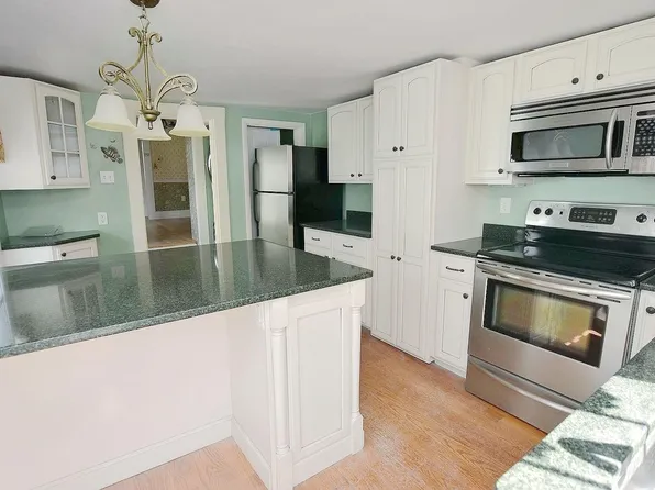 74 Spring St #2, Cambridge, MA 02141