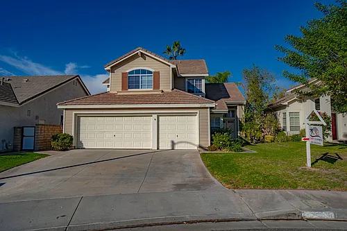 27569 Wellsley Way Photo 1