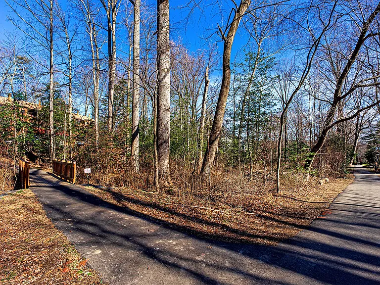 11502 Sunder Ct — Photo 47