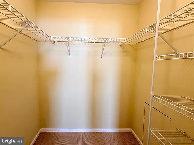 5504 Essex Ln — Photo 17