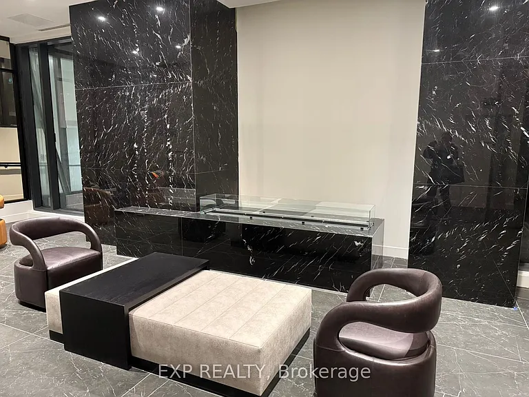 308 Jarvis St #818 — Photo 19