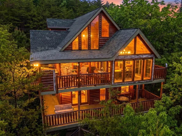 1560 Starwood Way, Sevierville, TN 37862
