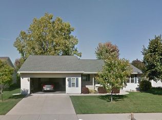 2832 Newport Ave, Oshkosh, WI 54904