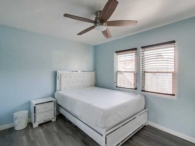 3877 Chamoune Ave — Photo 8